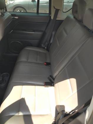JEEP COMPASS 2.0 SPORT 4X2 16V GASOLINA 4P AUTOMÁTICO